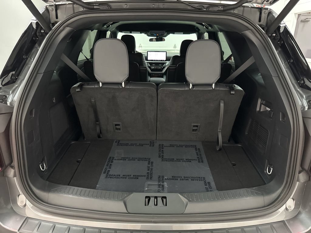 Used 2025 Ford Explorer ST-Line AWD/4WD image 36