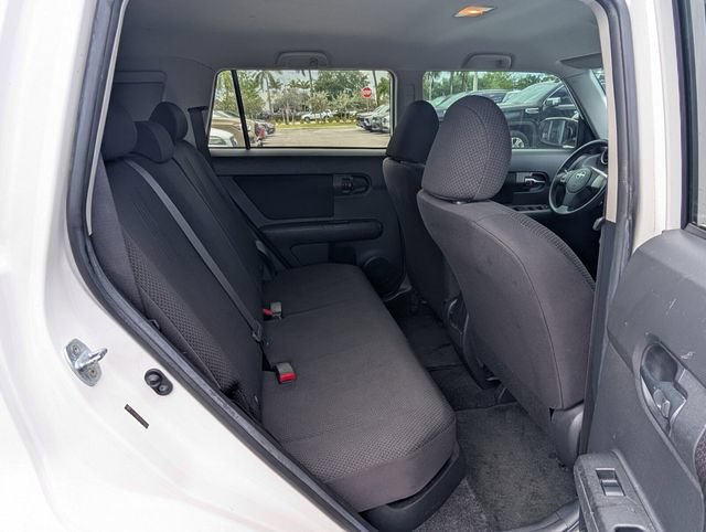 Used 2009 Scion xB FWD image 15