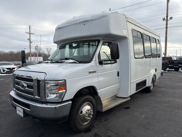 Used 2019 Ford E-350 and Econoline 350 Super Duty w/ Shuttle Bus Prep Package image 3