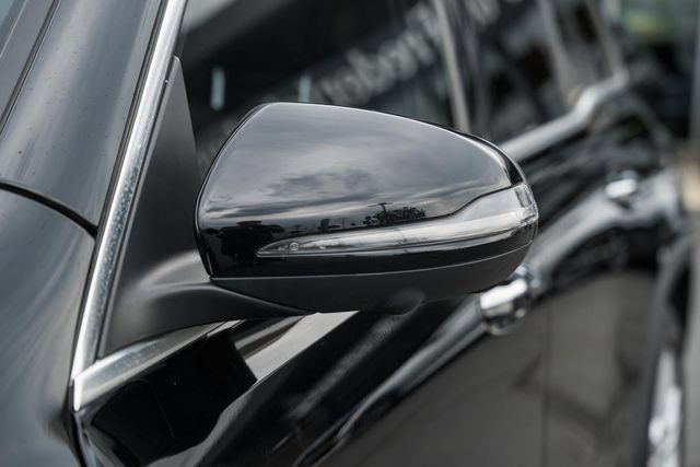 Used 2022 Mercedes-Benz GLB 250 4MATIC image 15