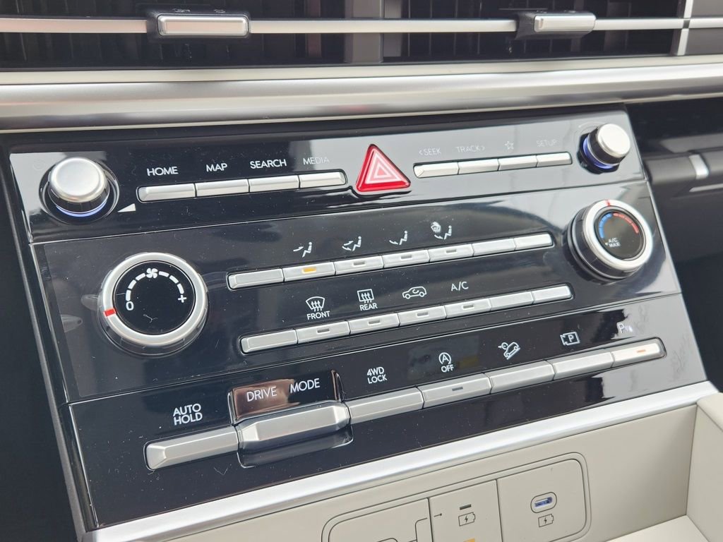 New 2026 Hyundai Santa Fe SE image 20