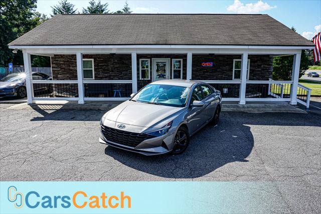 Used 2021 Hyundai Elantra SEL FWD image 2