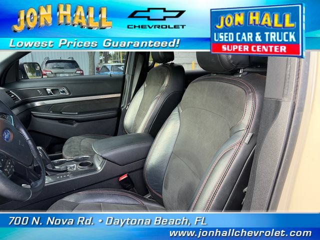 Used 2018 Ford Explorer XLT w/ Equipment Group 202A FWD image 16