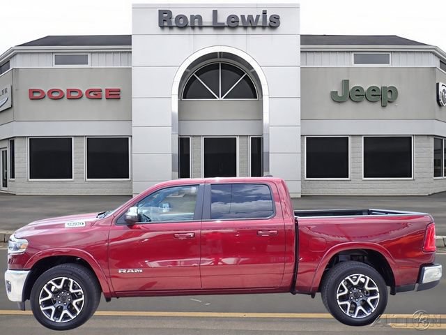 Used 2025 RAM 1500 Laramie AWD/4WD image 1