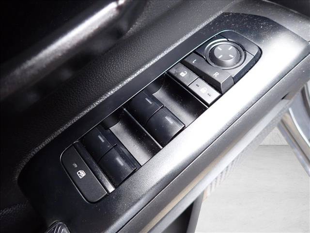 Certified 2025 Toyota Tacoma SR5 AWD/4WD image 12