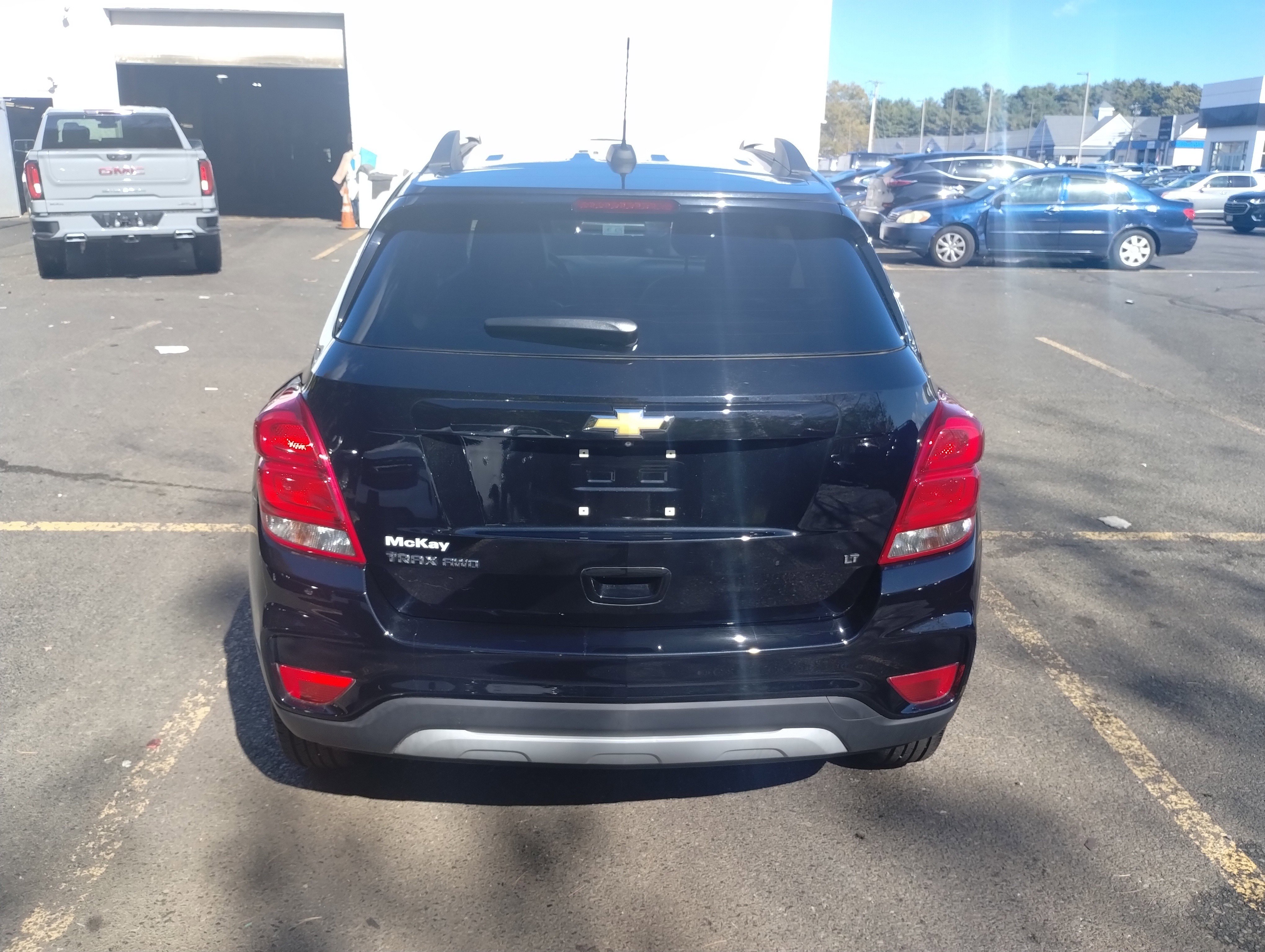 Used 2020 Chevrolet Trax LT w/ LT Convenience Package image 4