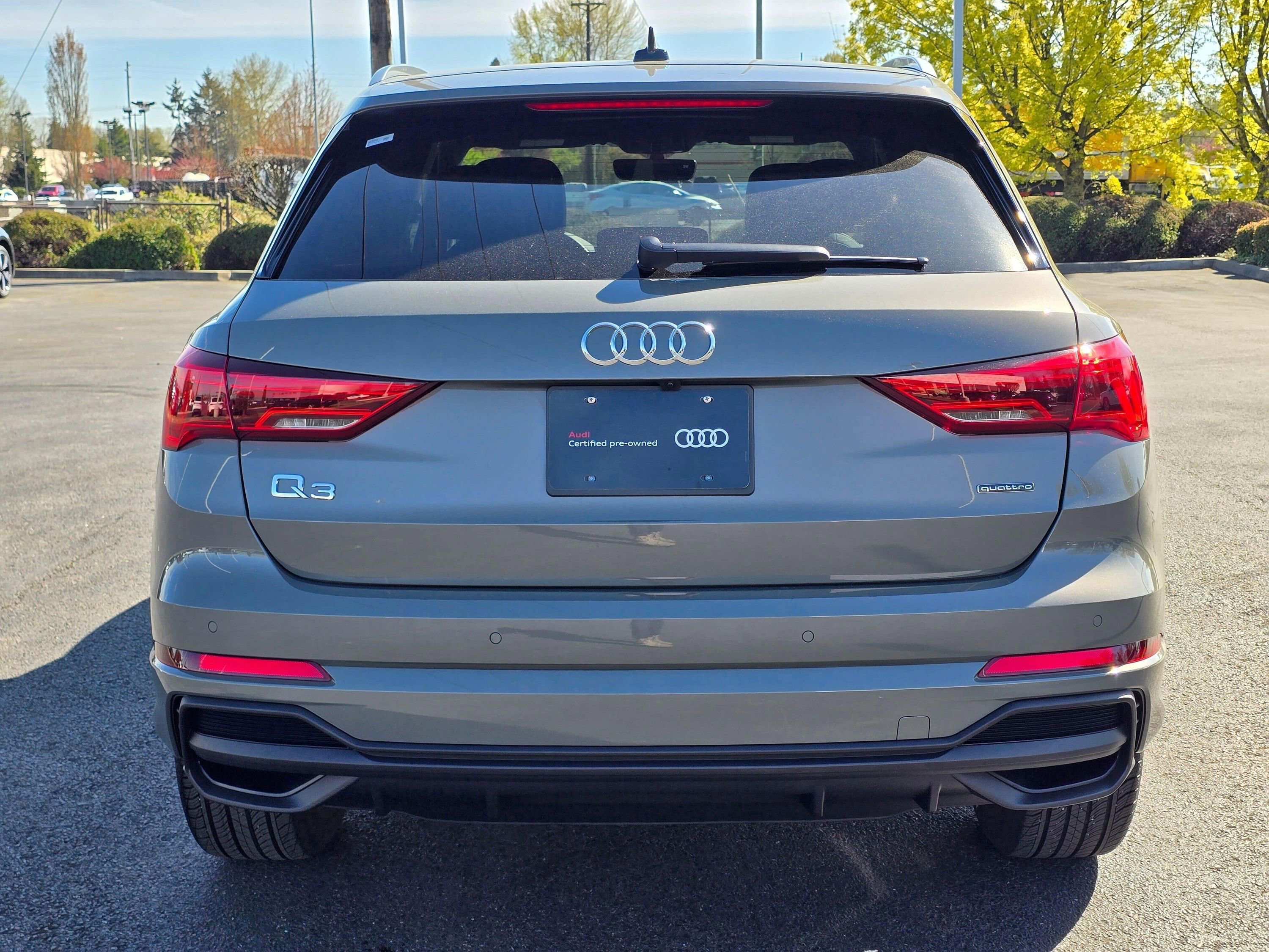 Certified 2025 Audi Q3 2.0T Premium Plus w/ Premium Plus Package AWD/4WD image 4