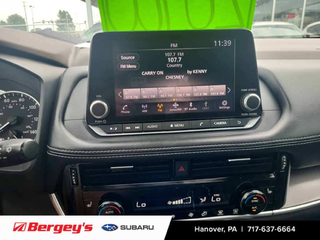 Used 2023 Nissan Rogue SV w/ SV Premium Package AWD/4WD image 25