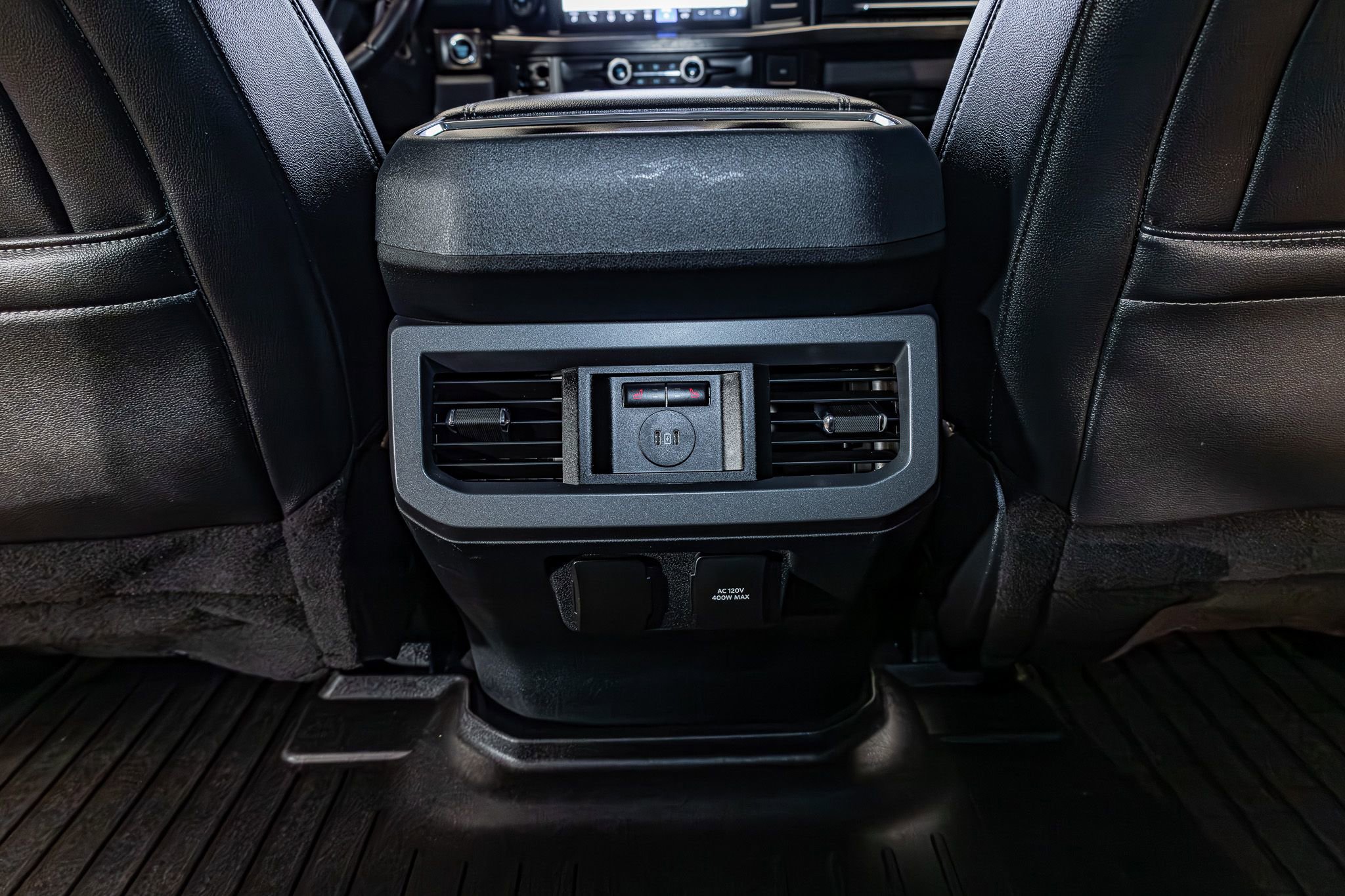 Used 2024 Ford F250 Lariat w/ Lariat Ultimate Package AWD/4WD image 23