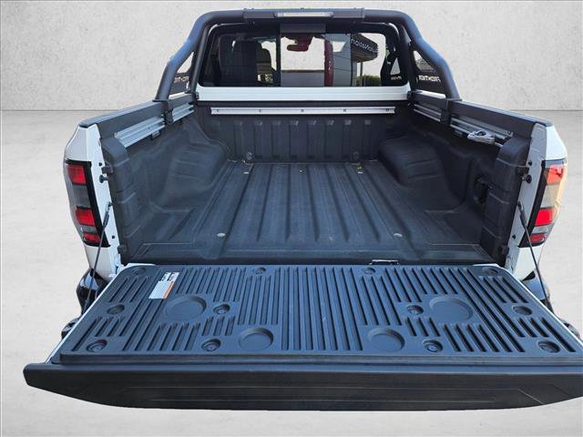 Certified 2024 Nissan Frontier SV w/ Hardbody Edition image 7