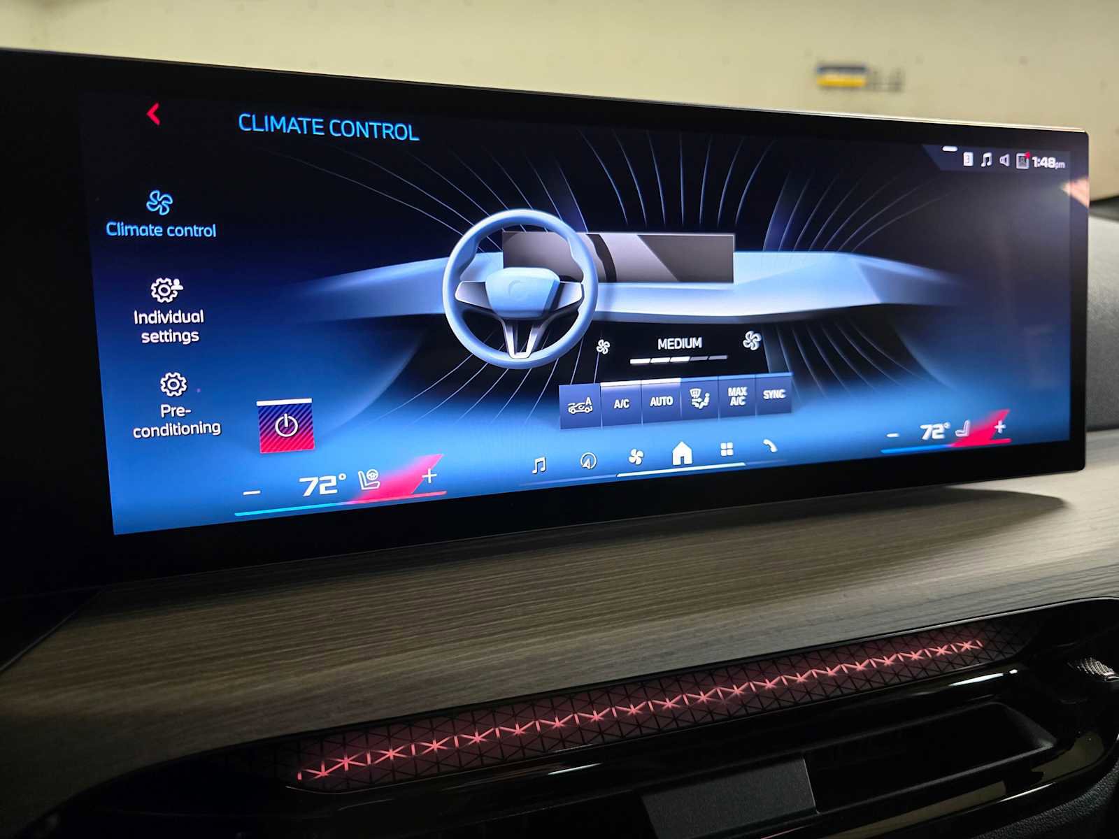 Used 2025 BMW 440i xDrive Coupe w/ Premium Package image 25