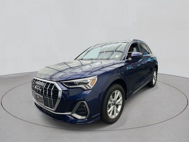 Used 2023 Audi Q3 2.0T Premium Plus w/ Premium Plus Package AWD/4WD image 1