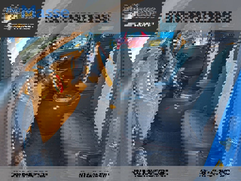 Certified 2024 Chevrolet Trax RS w/ Driver Confidence Package image 16