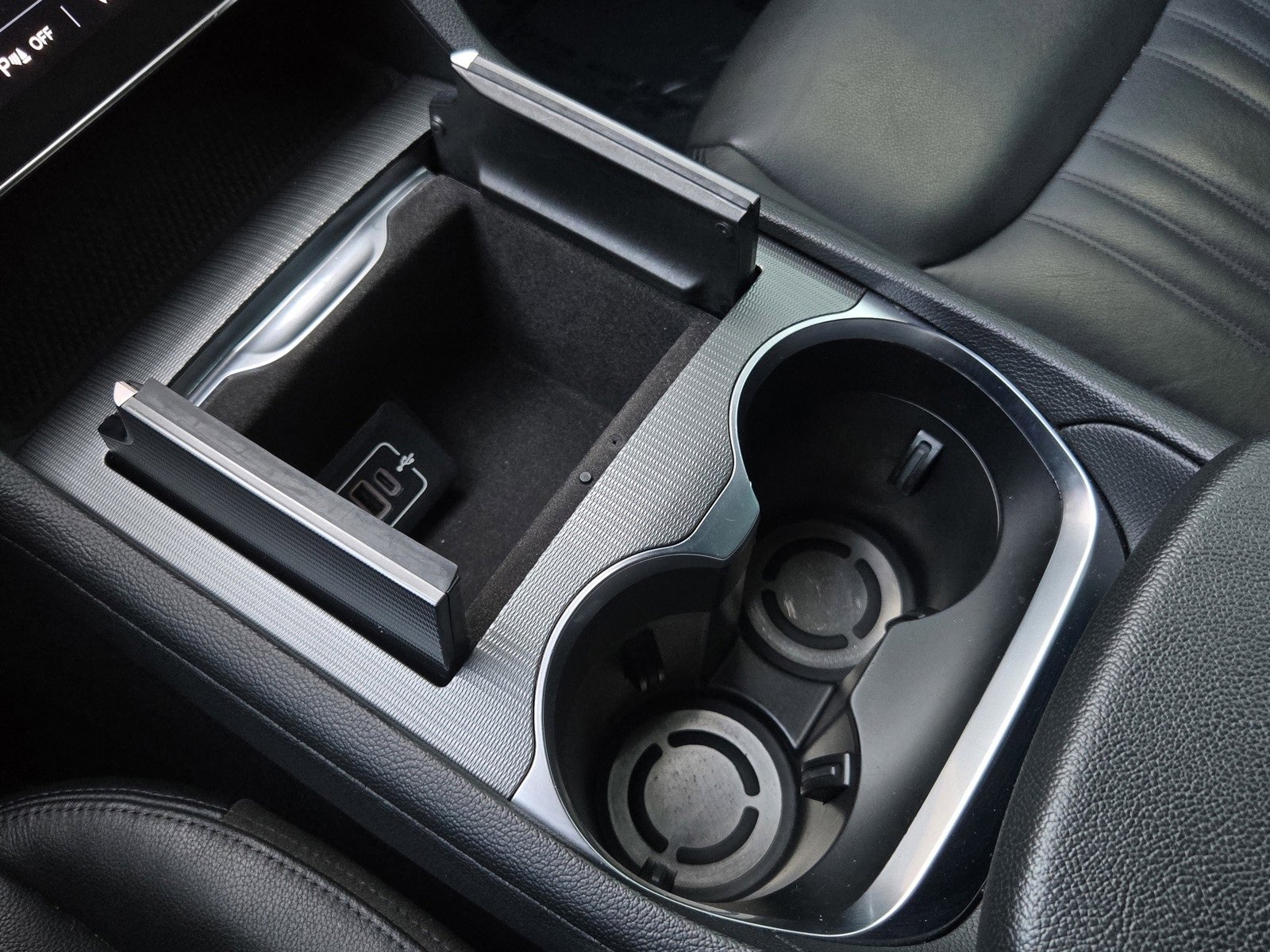 Used 2024 Maserati Grecale GT image 19