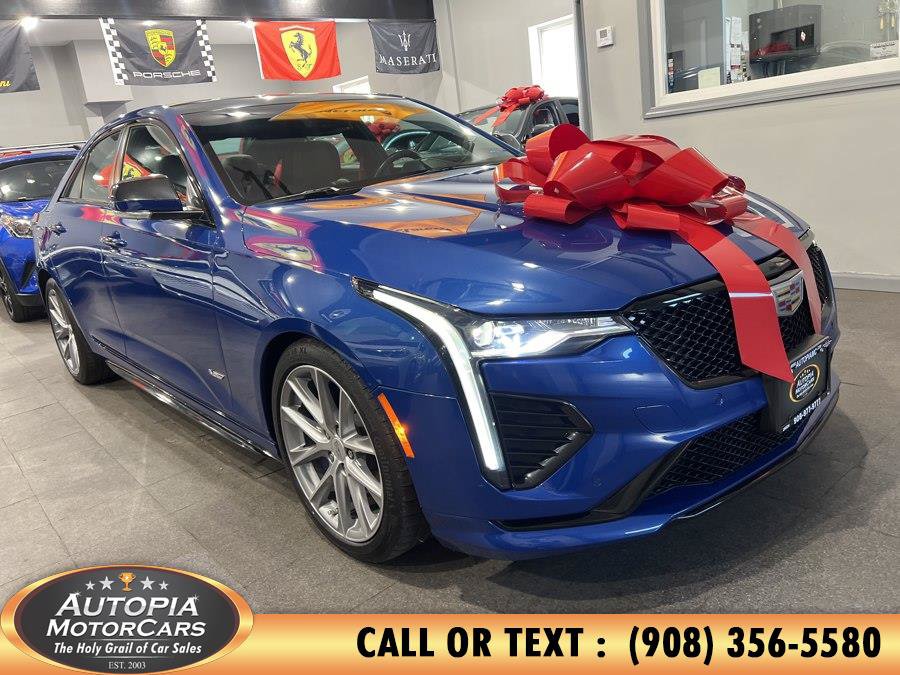 Used 2022 Cadillac CT4 V RWD image 45