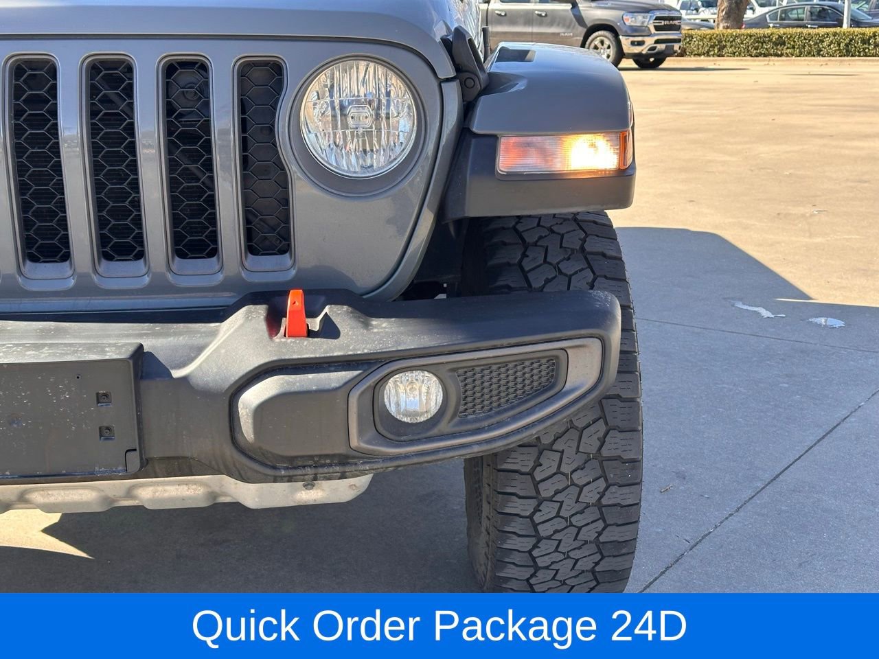 Used 2022 Jeep Gladiator Mojave w/ Cold Weather Group image 4