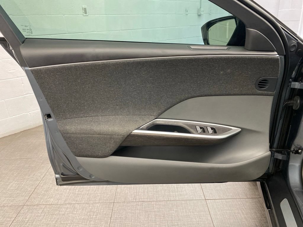 Used 2024 Lucid Air Pure RWD image 20