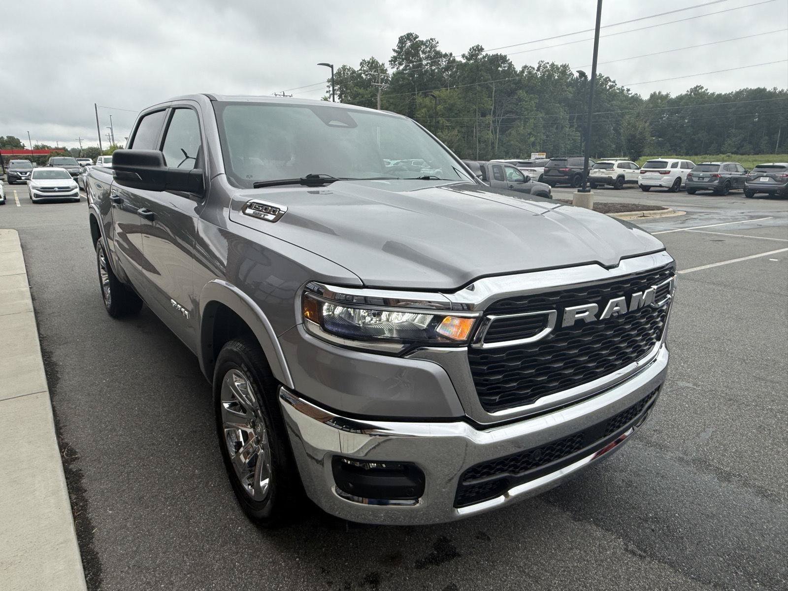 Used 2025 RAM 1500 Big Horn AWD/4WD image 8