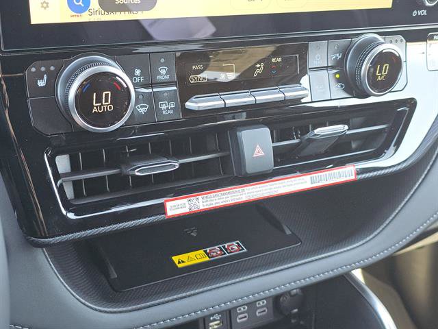 New 2026 Toyota Highlander XSE image 24