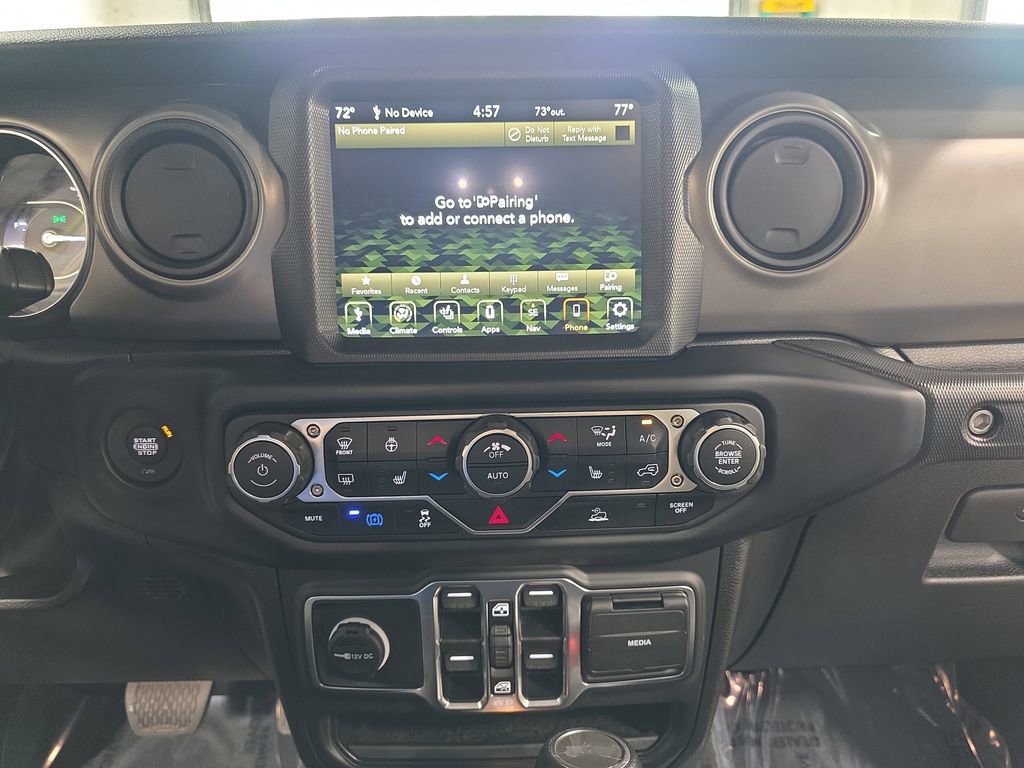 Used 2023 Jeep Wrangler Unlimited w/ Cold Weather Group AWD/4WD image 19