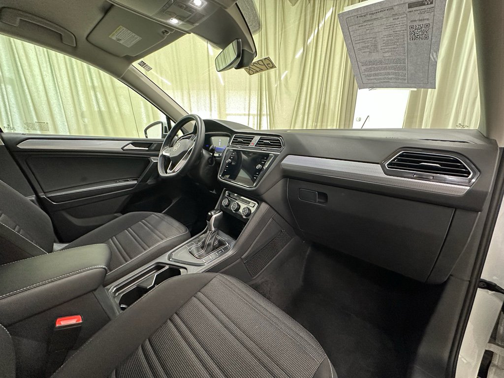Used 2024 Volkswagen Tiguan S FWD image 17
