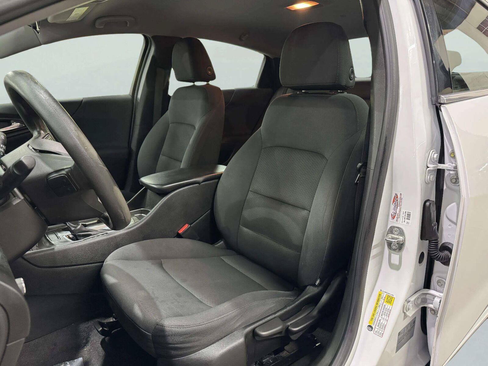 Used 2017 Chevrolet Malibu LS FWD image 24