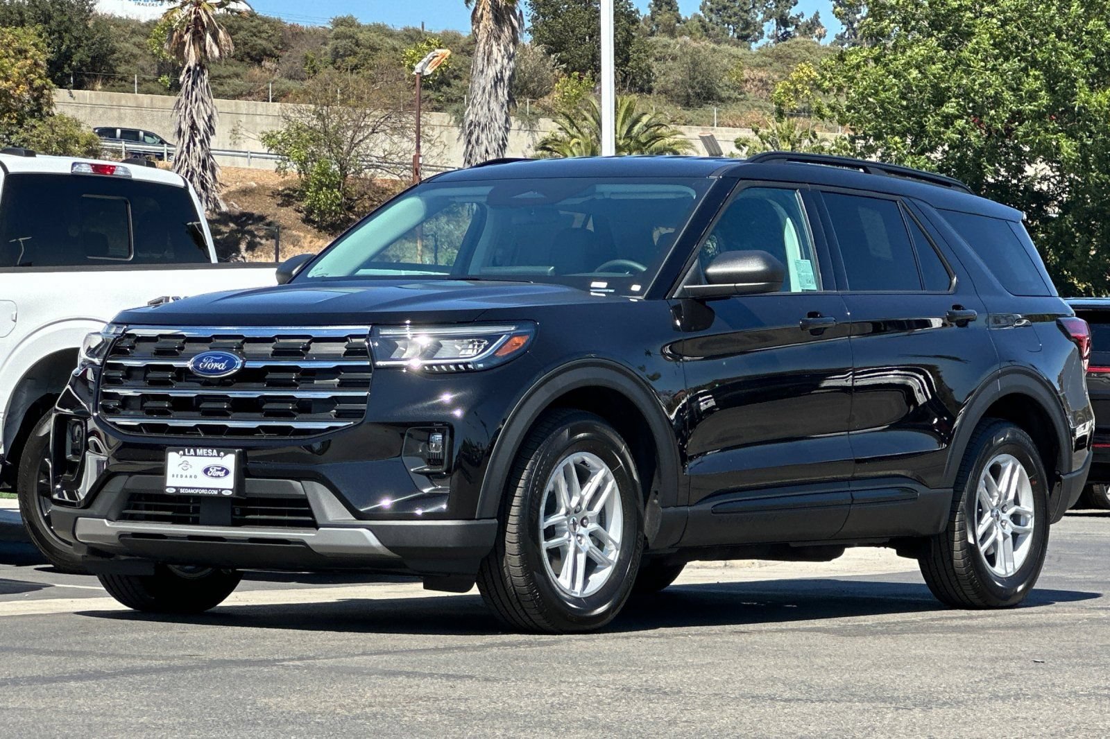 New 2026 Ford Explorer Active w/ Active Comfort Package RWD image 7