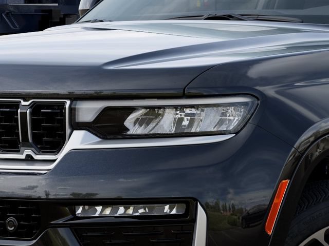 New 2026 Jeep Grand Cherokee Summit AWD/4WD image 11