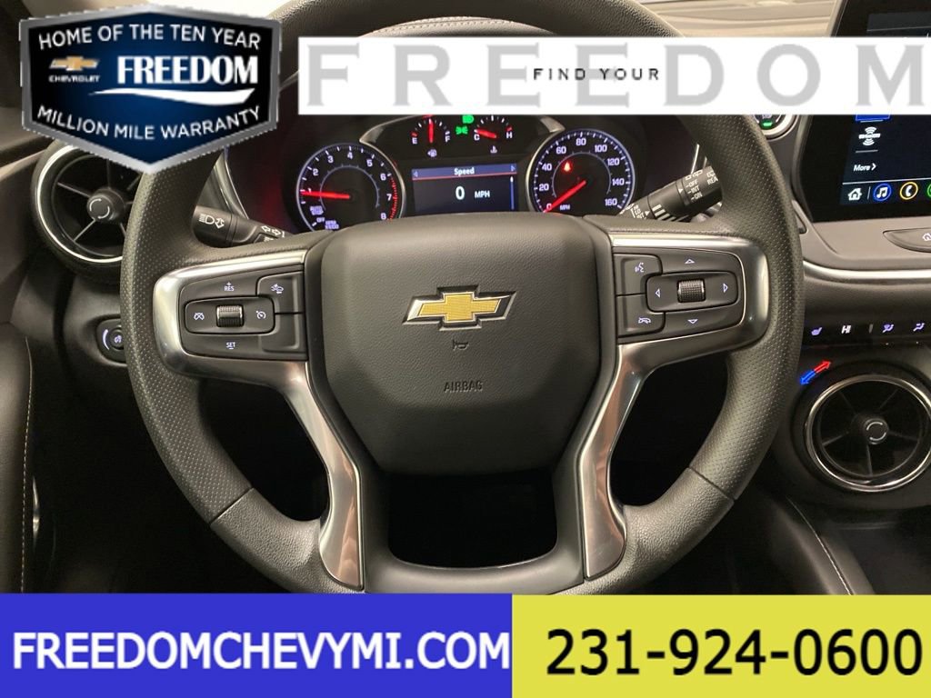 Used 2025 Chevrolet Blazer LT image 22