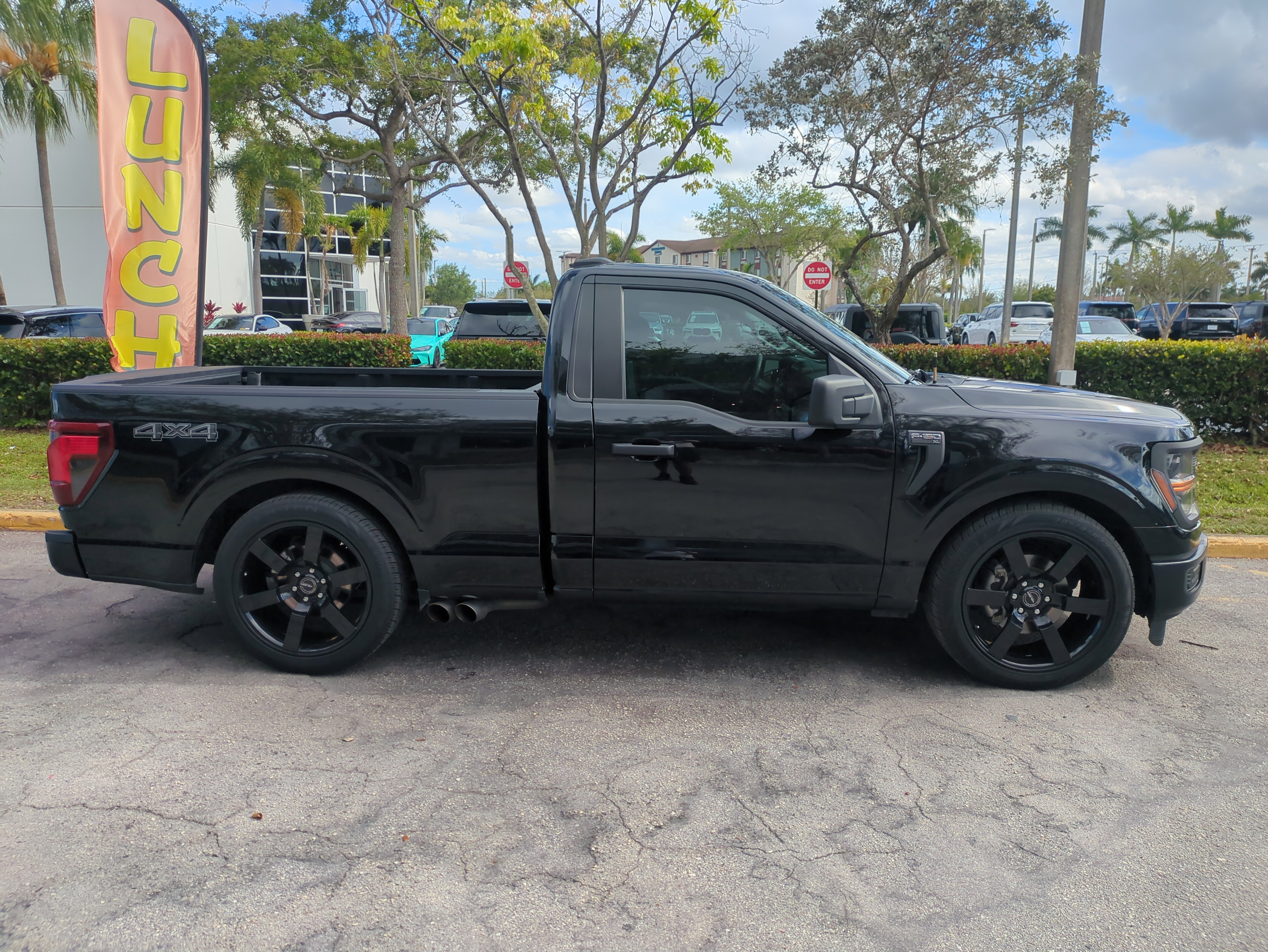 Used 2024 Ford F150 XL image 4