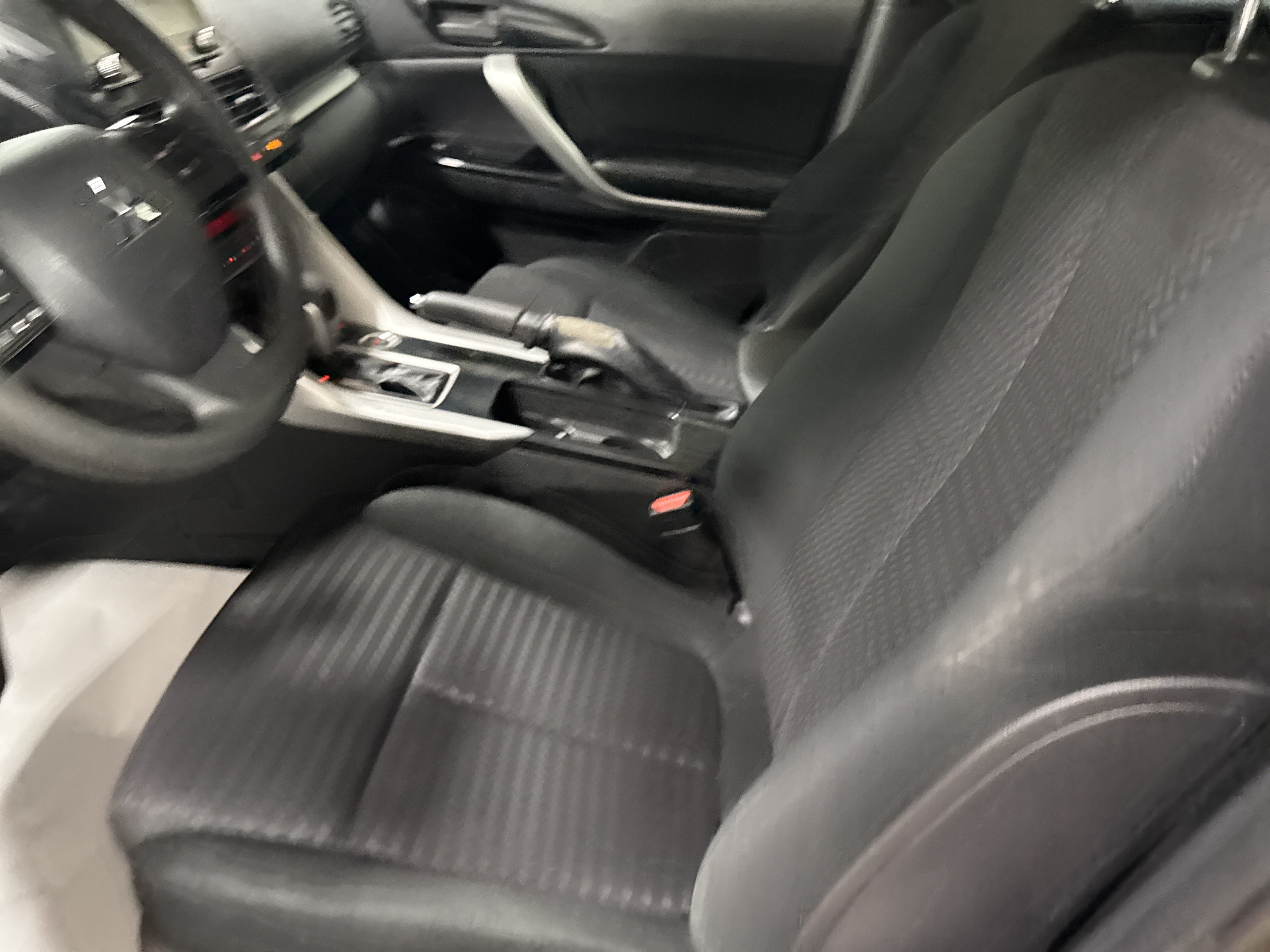 Used 2022 Mitsubishi Eclipse Cross LE AWD/4WD image 14