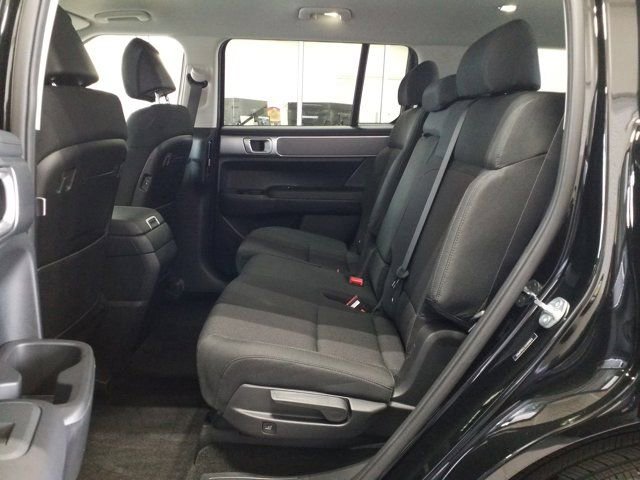 Certified 2025 Hyundai Santa Fe SE AWD/4WD image 13