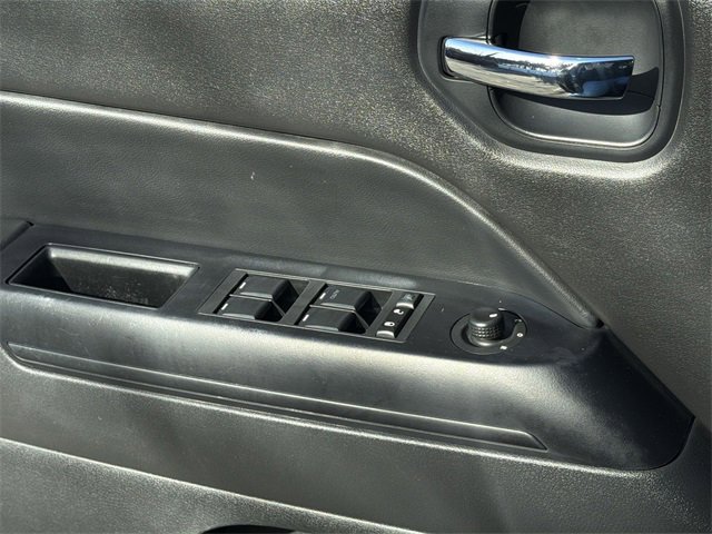 Used 2016 Jeep Patriot Sport w/ Power Value Group image 33