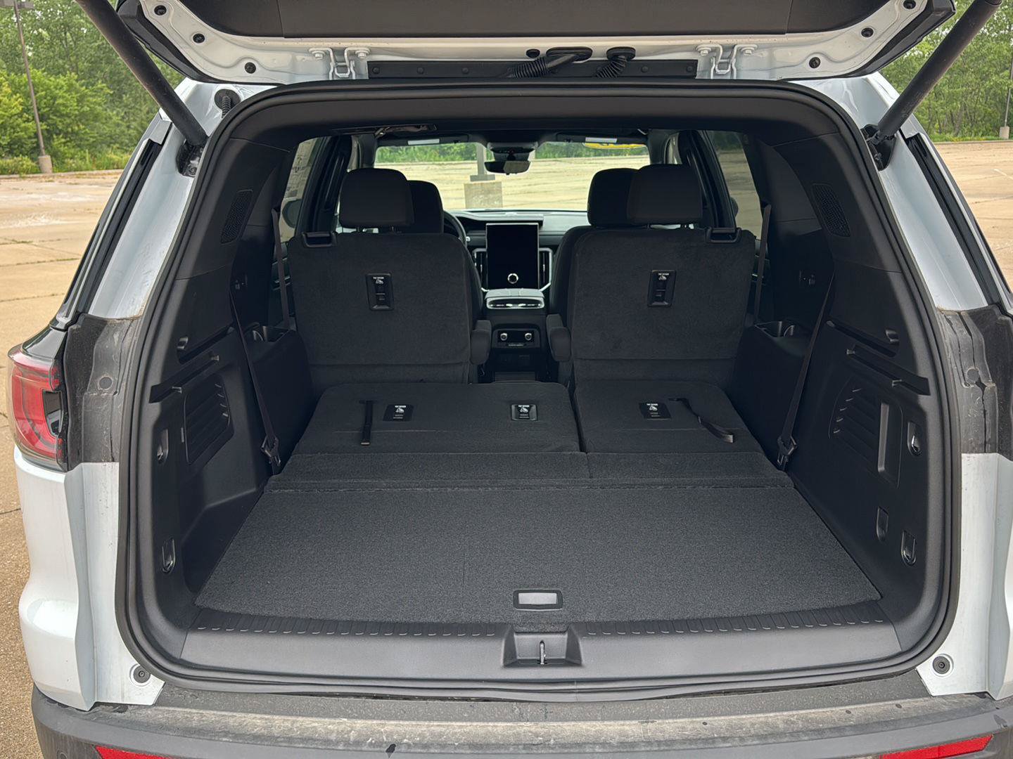 New 2026 GMC Acadia Elevation w/ LPO, All-Weather Package FWD image 22
