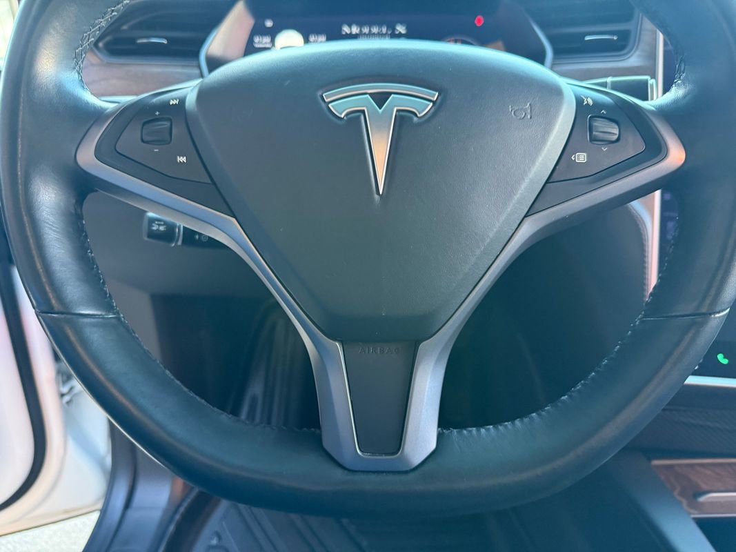 Used 2020 Tesla Model X Long Range image 34