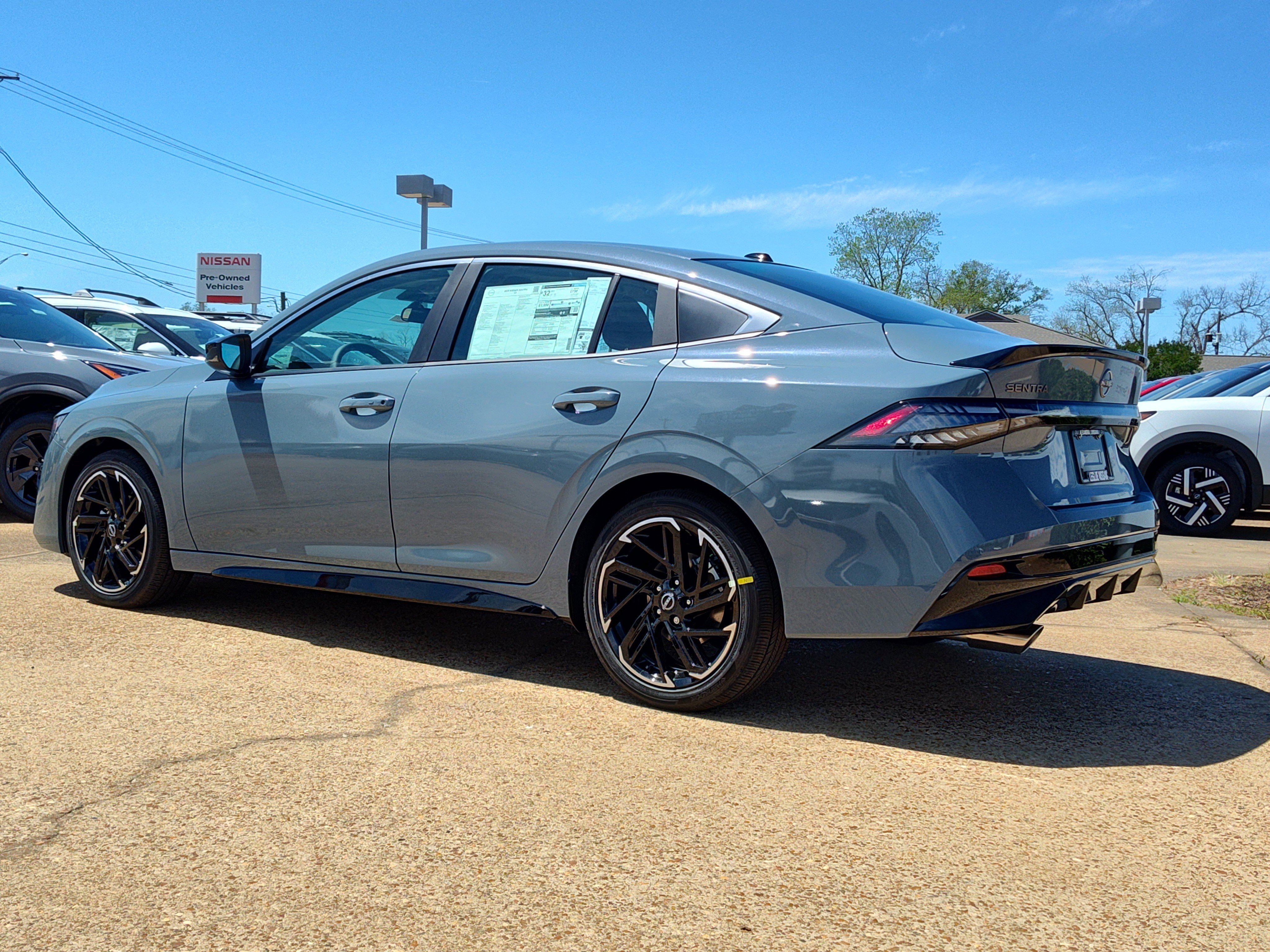 New 2026 Nissan Sentra SR FWD image 3