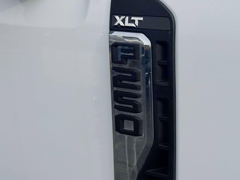 Used 2023 Ford F250 XLT image 6