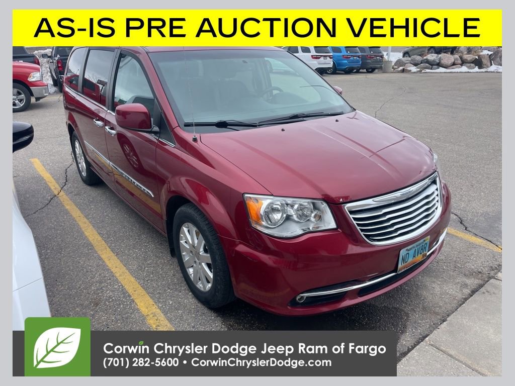 Used 2016 Chrysler Town & Country Touring w/ Driver Convenience Group image 1