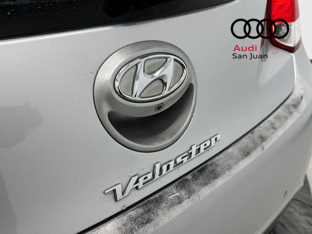 Used 2016 Hyundai Veloster w/ Option Group 02 FWD image 12
