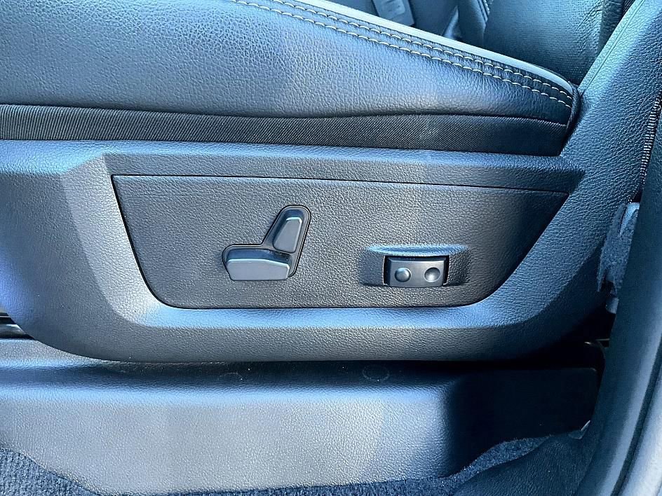 New 2026 RAM 2500 Laramie image 16