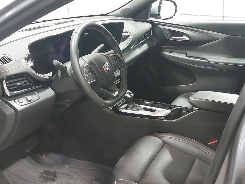 Used 2025 Buick Envista Avenir image 16