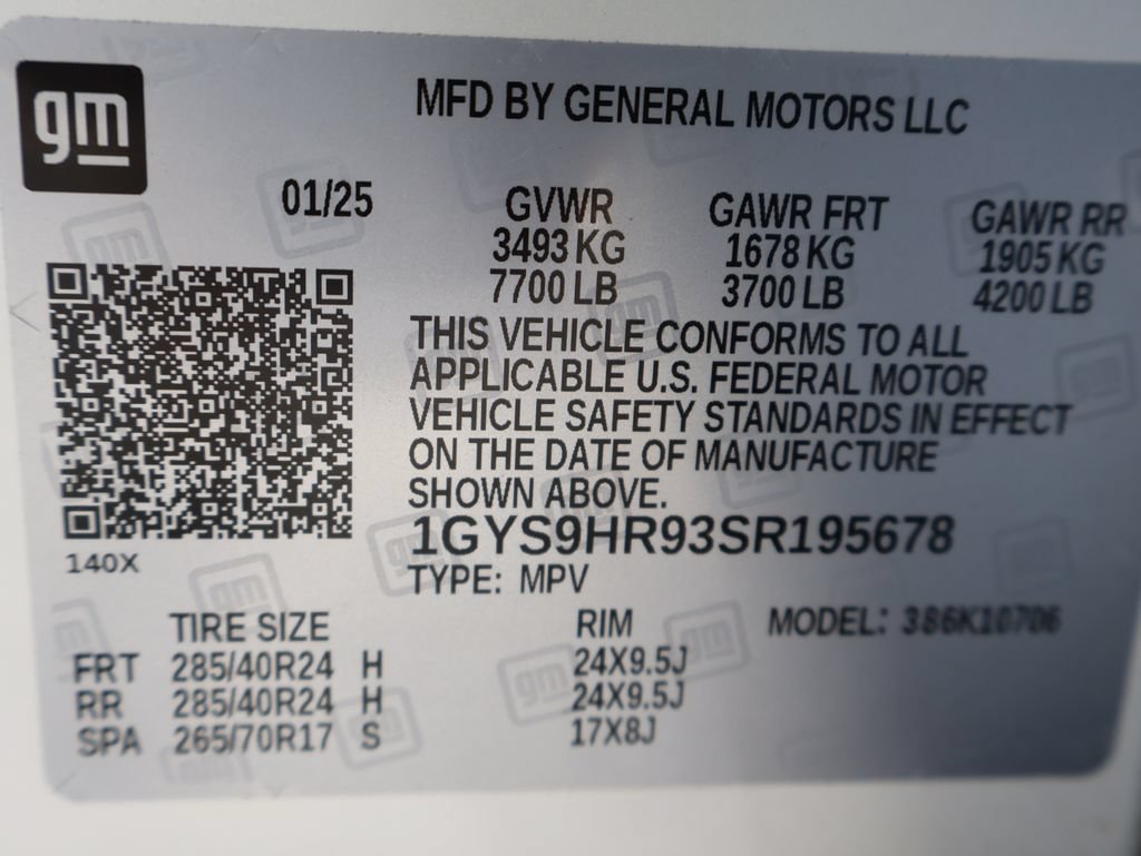 Certified 2025 Cadillac Escalade V AWD/4WD image 42