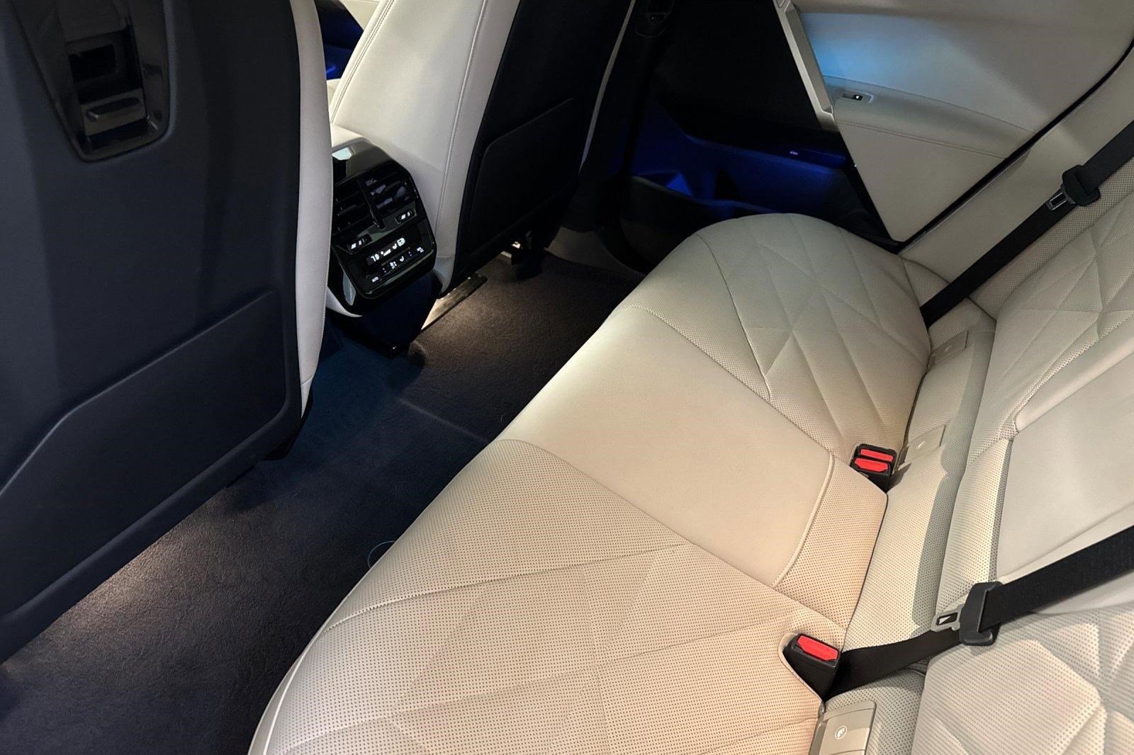 Certified 2024 BMW iX xDrive50 w/ Sport Package image 28