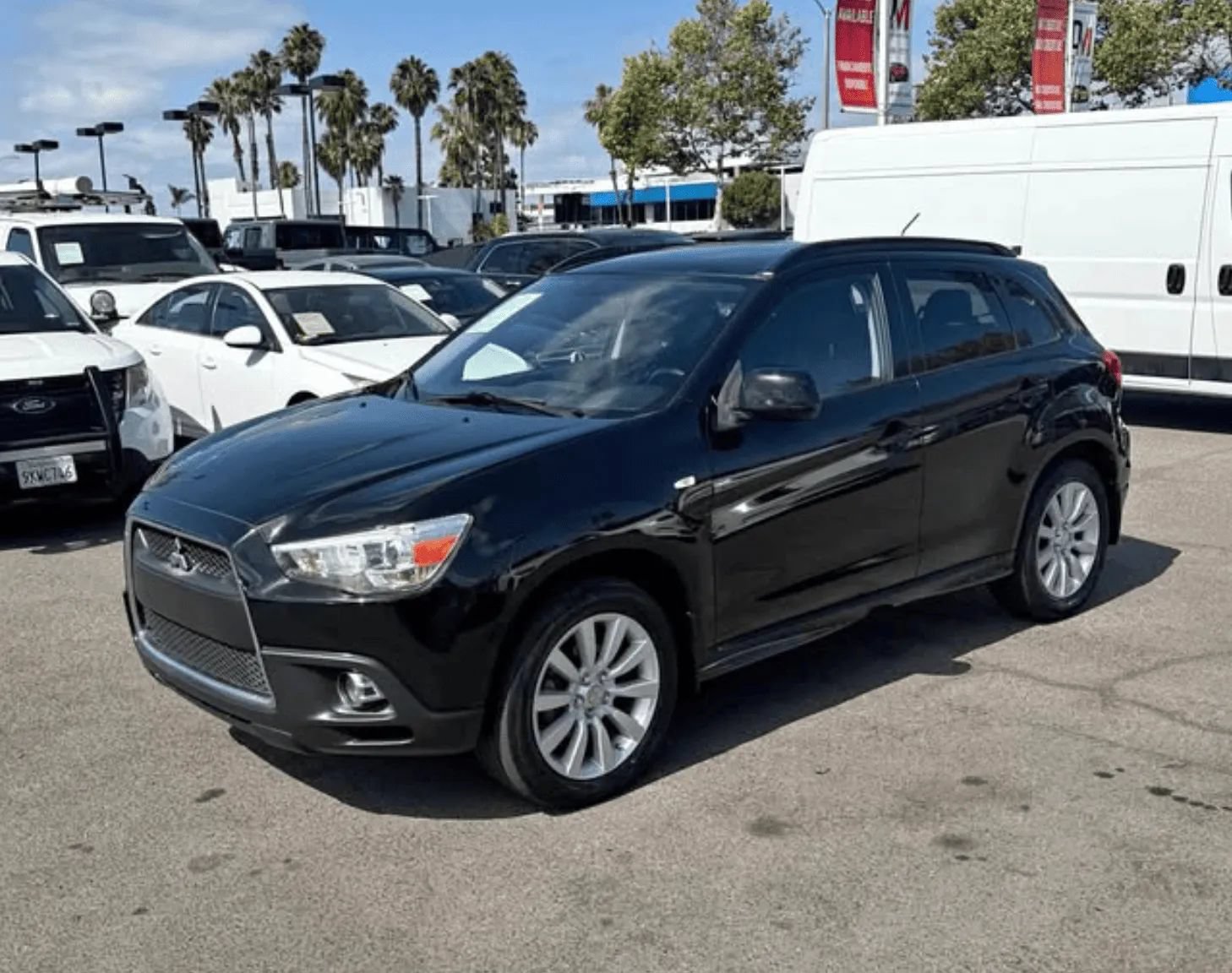 Used 2011 Mitsubishi Outlander Sport SE FWD image 2