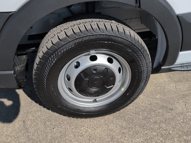 New 2025 Ford Transit 250 148 Medium Roof image 8