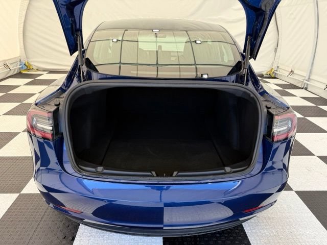 Used 2019 Tesla Model 3 Standard Range Plus RWD image 4