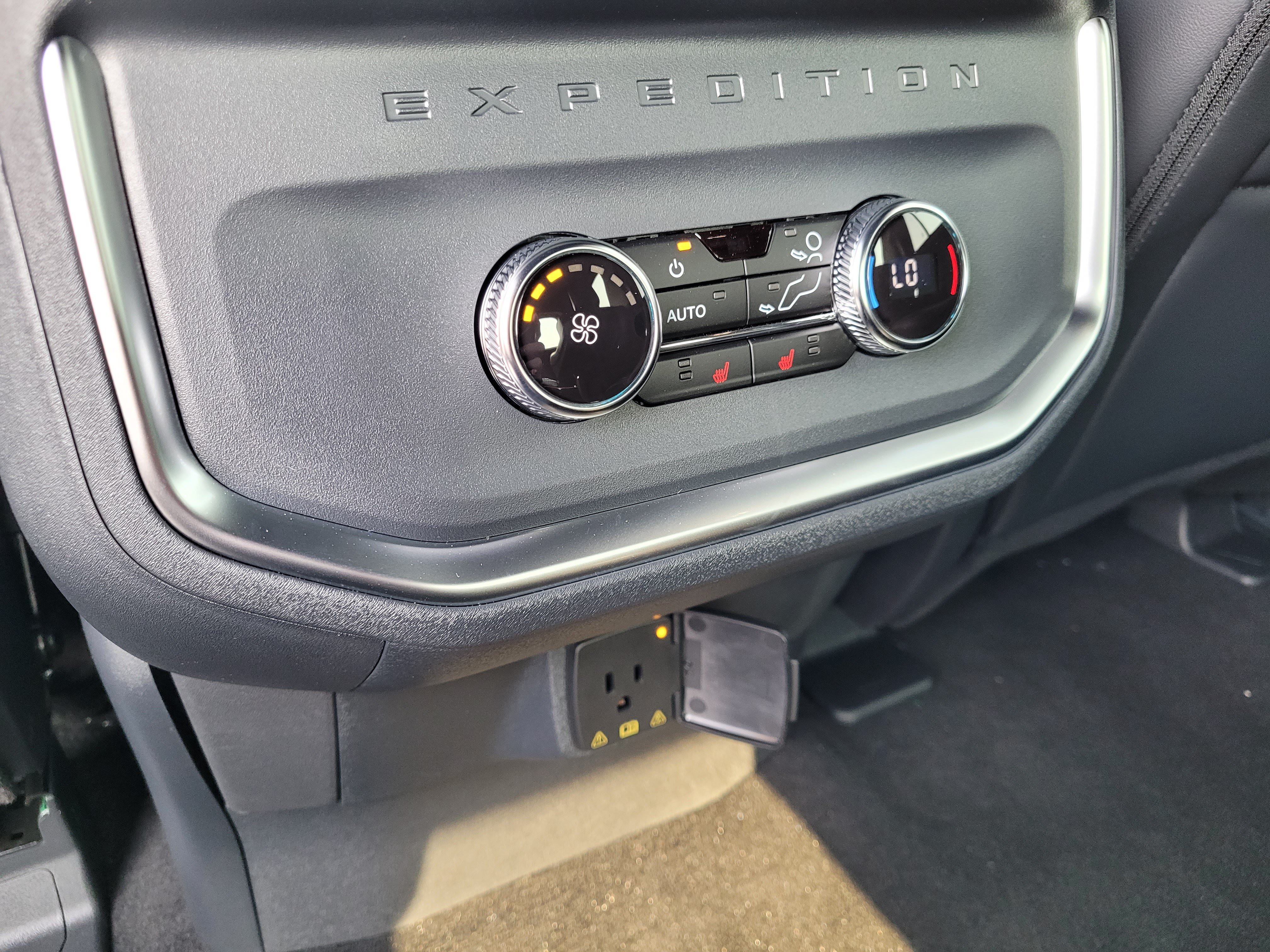 New 2026 Ford Expedition Tremor AWD/4WD image 14