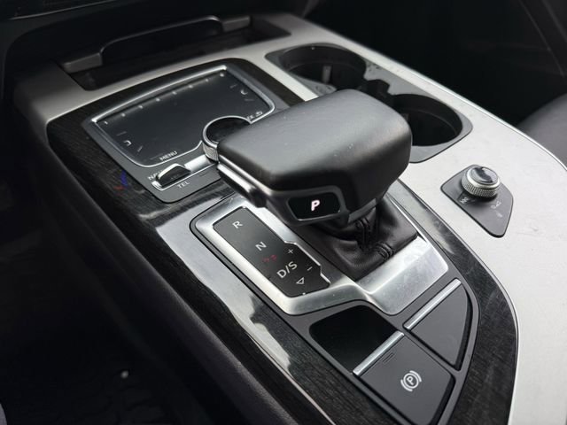 Used 2019 Audi Q7 2.0T Premium Plus w/ Premium Plus Package image 19