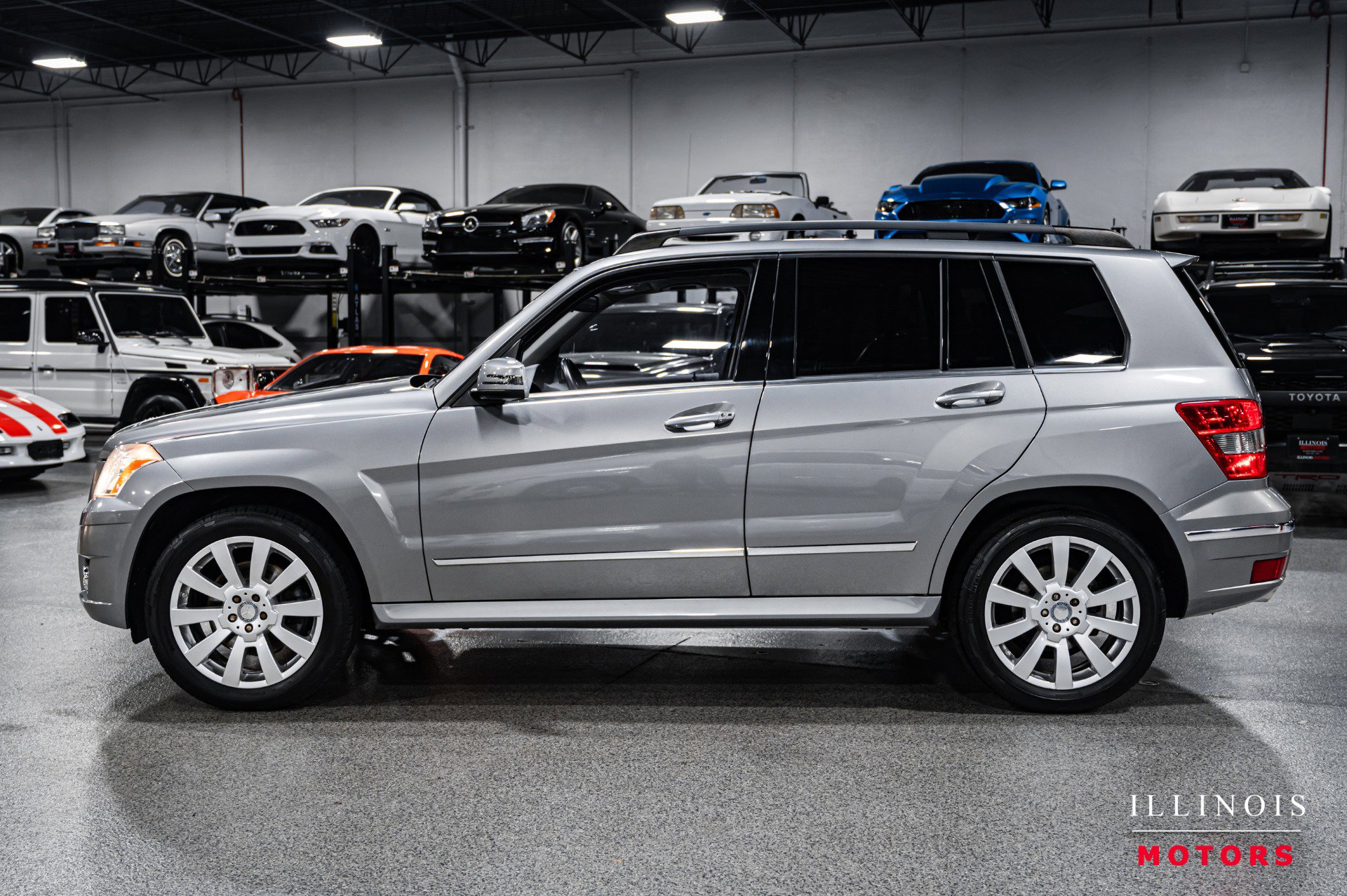 Used 2012 Mercedes-Benz GLK 350 4MATIC image 2