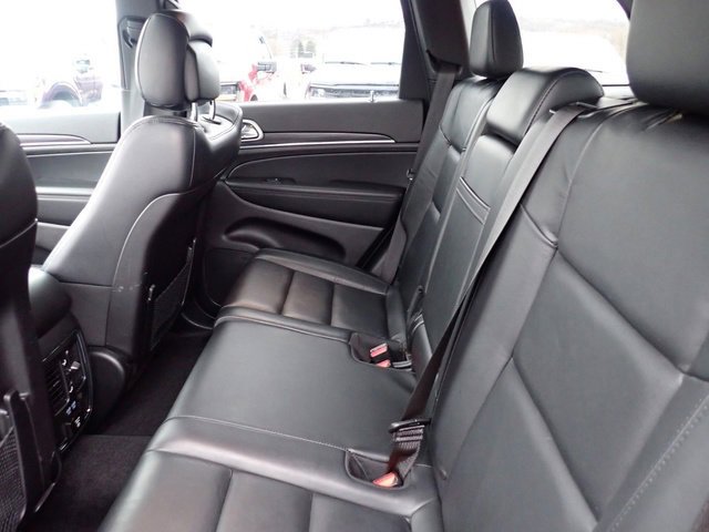 Used 2021 Jeep Grand Cherokee Limited image 17
